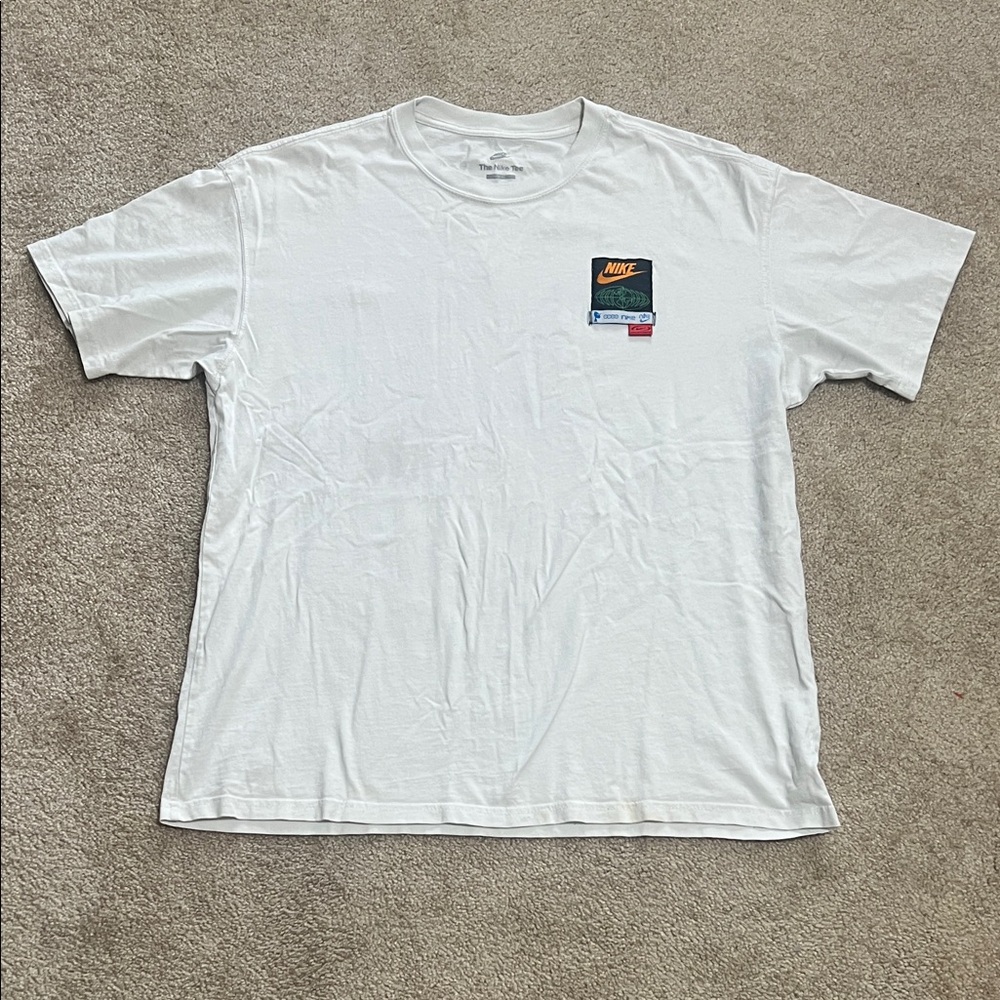 Nike Off White/Light Gray Short Sleeve Tee with Small Multicolor Chest Patch